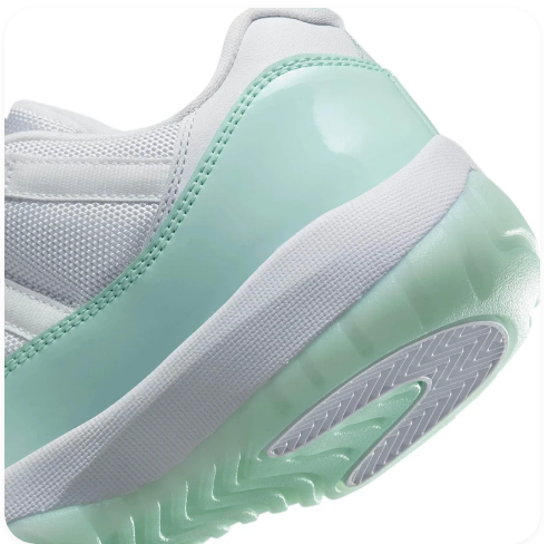 Air Jordan 11 Retro Low 'Igloo' – Women's Sneakers