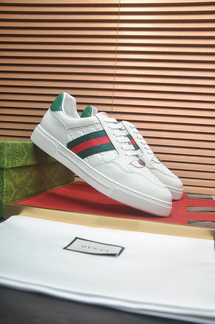 Gucci Green-Red Stripe Low-Top Sneakers